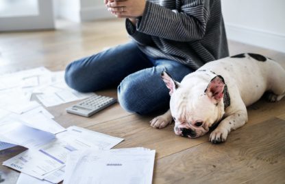 Woman managing the debt